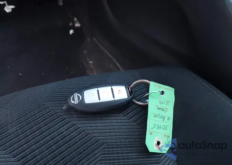 2014 Nissan Rogue Sv z USA, uszkodzony, nr VIN 5N1AT2MV1EC823552